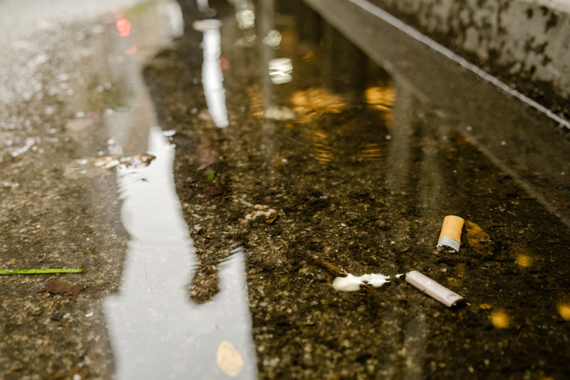 nyc street photography cigarette
